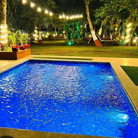 Stay On The Way Resort Mandwa Alībāg Exterior foto