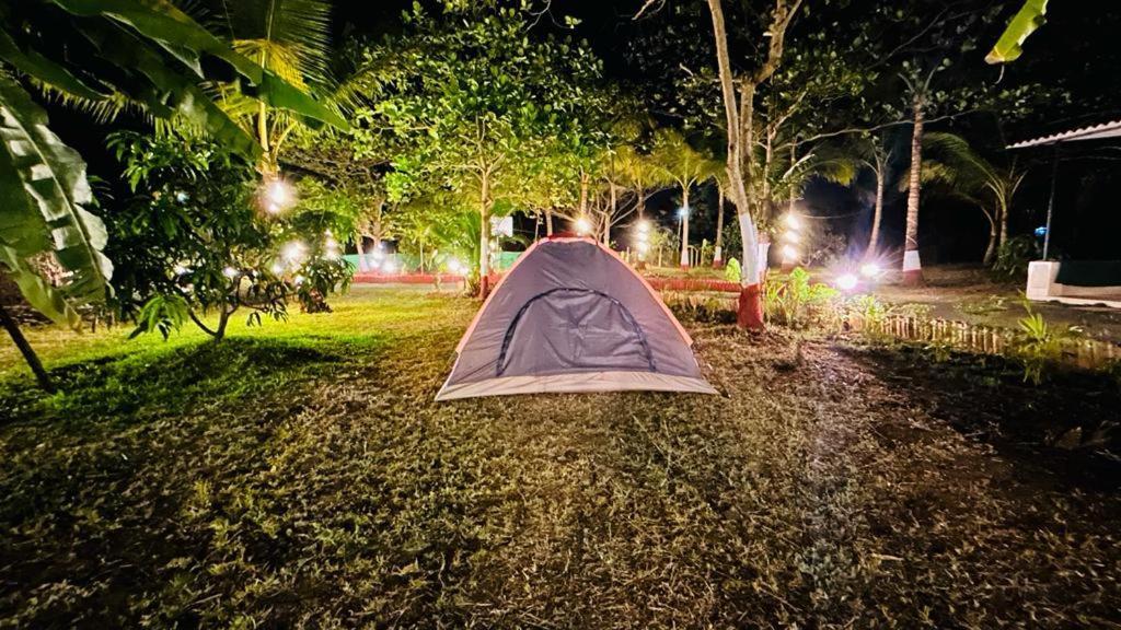 Stay On The Way Resort Mandwa Alībāg Exterior foto